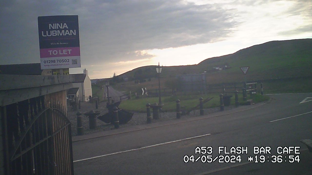 Click the picture to browse our 3 hill top webcams.