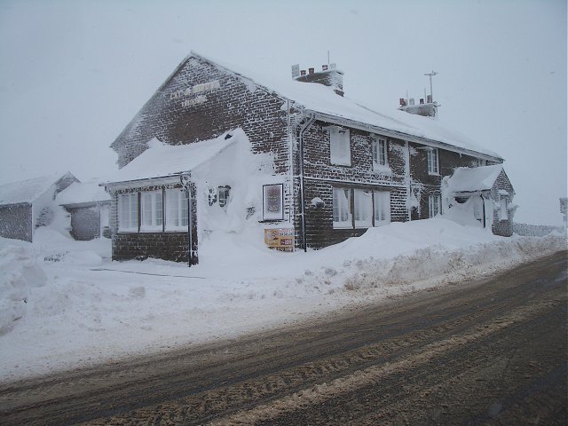 The Cat & Fiddle Inn A537